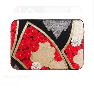 Benibara 13-inch MacBook/iPad Pro Sleeve